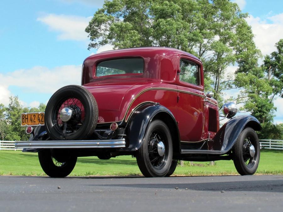  Ford Model B Deluxe Coupe 1932 года  (фото 2 из 4)